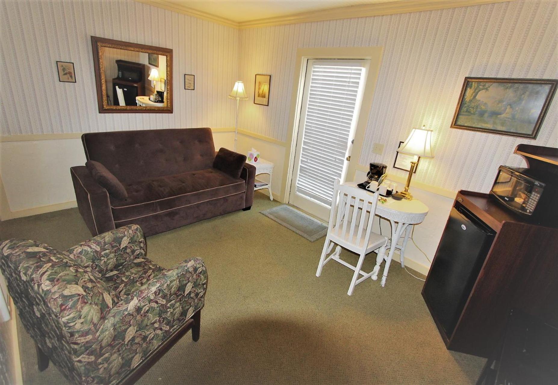 Alexander'S Lodge Ashford Ruang foto
